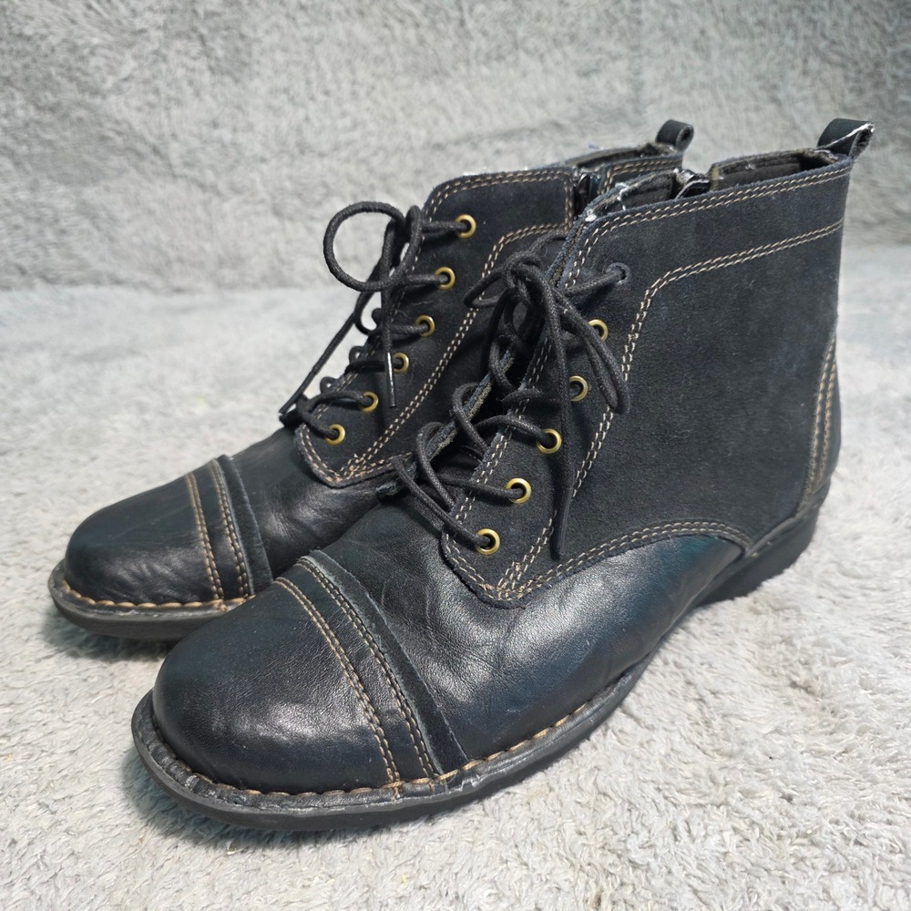 Clarks Lace Up Combat Ankle Boots Black Leather Suede Cap Toe Women 9 Excellent